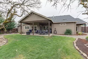 217 White Oak Way, Shady Cove, OR 97539 - Photo 39