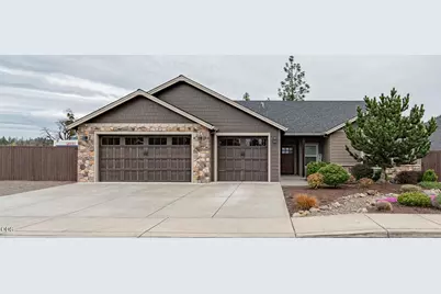 217 White Oak Way, Shady Cove, OR 97539 - Photo 1