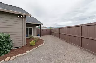217 White Oak Way, Shady Cove, OR 97539 - Photo 27
