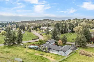 2455 David Ln, Medford, OR 97504 - Photo 57