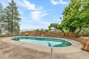 2455 David Ln, Medford, OR 97504 - Photo 37