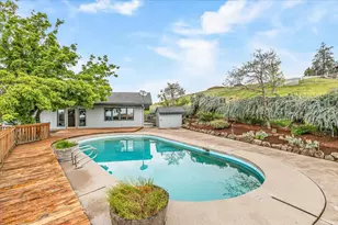 2455 David Ln, Medford, OR 97504 - Photo 37