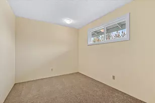 2455 David Ln, Medford, OR 97504 - Photo 31