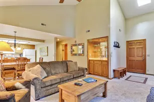 57301 Beaver Ridge Loop, Sunriver, OR 97707 - Photo 5