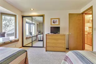 57301 Beaver Ridge Loop, Sunriver, OR 97707 - Photo 17