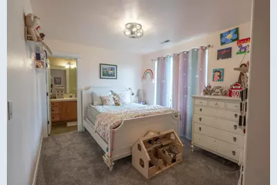 2202 NW Cedar Avenue, Redmond, OR 97756 - Photo 27