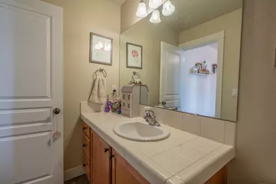 2202 NW Cedar Avenue, Redmond, OR 97756 - Photo 29