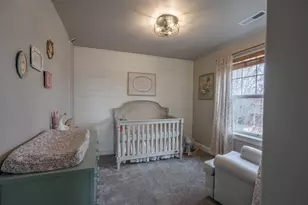 2202 NW Cedar Ave, Redmond, OR 97756 - Photo 17