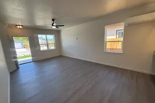 740 Dahl Pl, Medford, OR 97501 - Photo 5