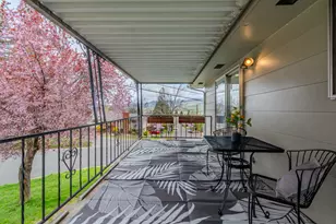 390 Morton St, Ashland, OR 97520 - Photo 3