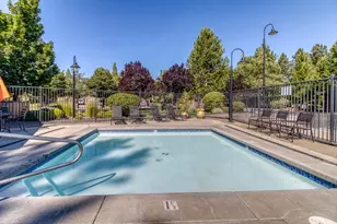 19458 Hollygrape St, Bend, OR 97702 - Photo 33