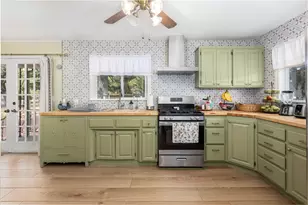 18248 Redwood Hwy, Selma, OR 97538 - Photo 11