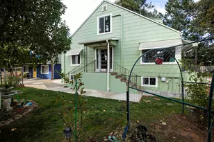 18248 Redwood Hwy, Selma, OR 97538 - Photo 9