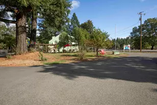 18248 Redwood Hwy, Selma, OR 97538 - Photo 71