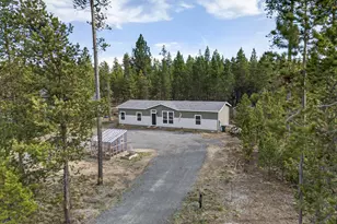 17443 Grebe Rd, Bend, OR 97707 - Photo 3