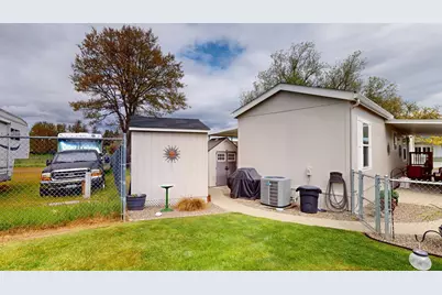 2423 SW Webster Road, Grants Pass, OR 97526 - Photo 1