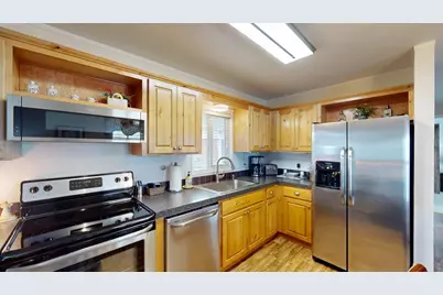 2423 SW Webster Road, Grants Pass, OR 97526 - Photo 3