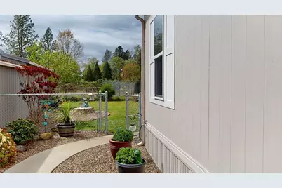 2423 SW Webster Road, Grants Pass, OR 97526 - Photo 19
