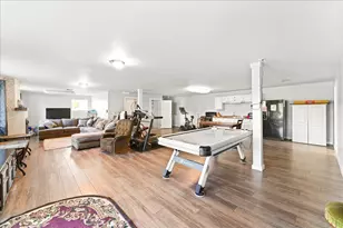 649 Pleasant Valley Rd, Merlin, OR 97532 - Photo 47