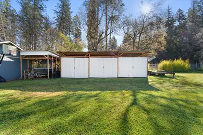 649 Pleasant Valley Road, Merlin, OR 97532 - Photo 37
