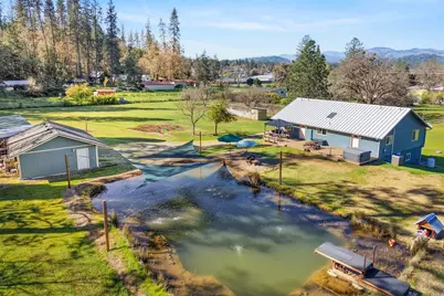 649 Pleasant Valley Road, Merlin, OR 97532 - Photo 7