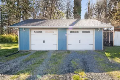 649 Pleasant Valley Road, Merlin, OR 97532 - Photo 9