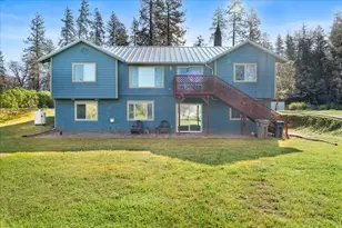 649 Pleasant Valley Rd, Merlin, OR 97532 - Photo 17