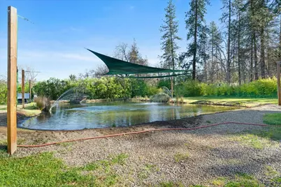 649 Pleasant Valley Road, Merlin, OR 97532 - Photo 7
