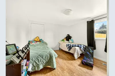 1702 SW Bridge Street, Grants Pass, OR 97526 - Photo 29