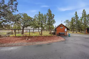 18455 McSwain Dr, Sisters, OR 97759 - Photo 71