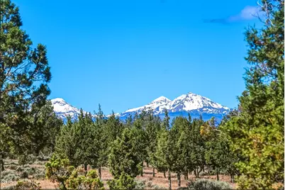 18455 McSwain Drive, Sisters, OR 97759 - Photo 5