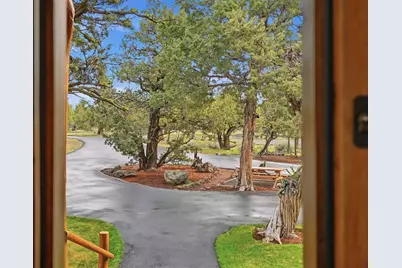 18455 McSwain Drive, Sisters, OR 97759 - Photo 33