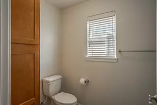 131 Poppy Bay Pl, Talent, OR 97540 - Photo 23