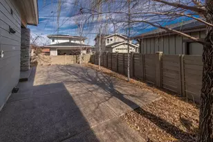 60069 SE Ruby Peak Loop, Bend, OR 97702 - Photo 31