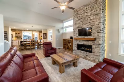 60069 SE Ruby Peak Loop, Bend, OR 97702 - Photo 7