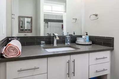 60069 SE Ruby Peak Loop, Bend, OR 97702 - Photo 21