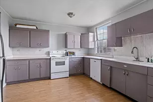 110 Airport Dr, Cave Junction, OR 97523 - Photo 3