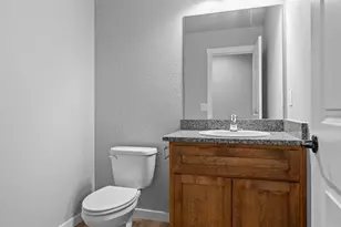 [Address not provided], Central Point, OR 97502 - Photo 11