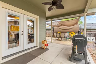 625 Cherry St, Central Point, OR 97502 - Photo 27