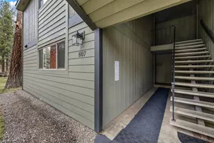 807 E Desperado Trail, Sisters, OR 97759 - Photo 17