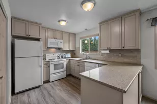 807 E Desperado Trail, Sisters, OR 97759 - Photo 19