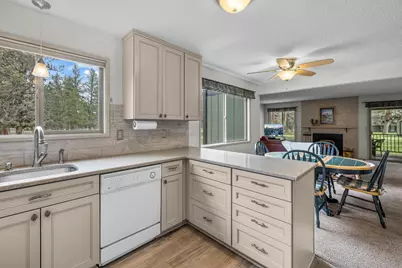 807 E Desperado Trail #101, Sisters, OR 97759 - Photo 1