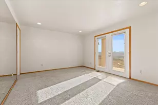 4002 Dry Creek Rd, Medford, OR 97504 - Photo 25