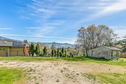 166 Nob Hill Street, Ashland, OR 97520 - Photo 13