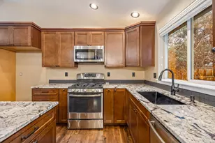 63037 Yampa Way, Bend, OR 97701 - Photo 5