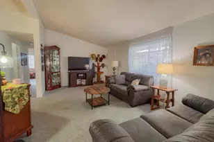 3700 Bellinger Ln, Medford, OR 97501 - Photo 3