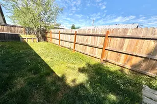 2642 Wyatt Dr, Medford, OR 97501 - Photo 11