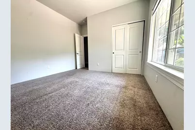 2642 Wyatt Drive, Medford, OR 97501 - Photo 5