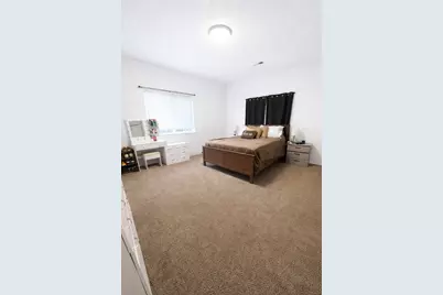 2642 Wyatt Drive, Medford, OR 97501 - Photo 5