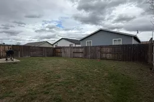 901 SE Kierra Pl, Madras, OR 97741 - Photo 15